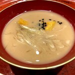 草喰 なかひがし - 京都らしく白味噌ベースの合わせ味噌で仕立てられていました。