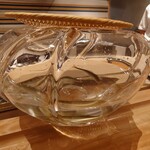 新地 やま本 - 子持ち鮎はまだ水槽で泳いでいました。