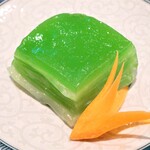 タイ料理 レモングラス - ハーブのココナッツプリン（カノム・チャン）