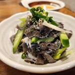 炭火焼肉ホルモンさわいし - センマイ刺し