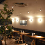 トップスカフェ - カフェを併設