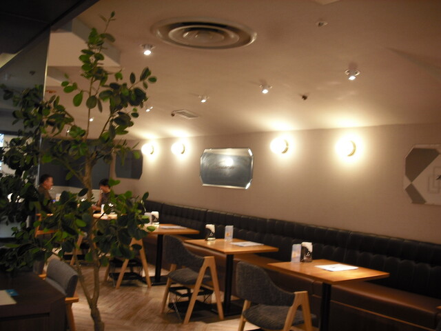 閉店】トップスカフェ 阪急三番街店 - 大阪梅田（阪急）/カフェ | 食べログ