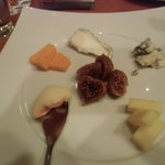 ミノビ - チーズ５種類の盛り合わせ