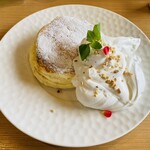 8代葵カフェ - 料理写真:「葵パンケーキ」858円税込み♫
