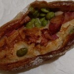 パン･オ･ミエル - 枝豆とベーコン