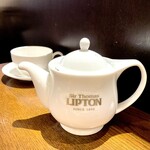 サー・トーマス・リプトン - 紅茶ポットが嬉しい