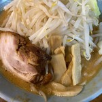 らーめん めんりゅう - チャーシューがホロホロで美味い