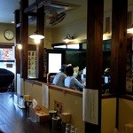 飛騨高山中華そば やまと - 店内の雰囲気