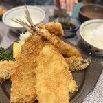 魚佐 - ミックスフライ定食¥2,200(えび・かます・あなご・あじ・いか)
