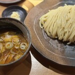 つけ麺屋 やすべえ - 辛味つけ麺　中盛り