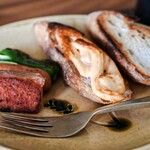 メゾン ムラタ - バゲットを焼いて朝ご飯。至福です。