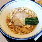 濃厚鶏出汁ラーメン 蒼 - 料理写真:淡麗醤油ラーメン、玉ねぎトッピング