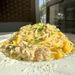 Flavored minced chicken, corn butter and cheese olive oil spaghetti