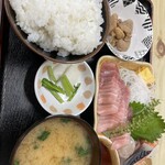 大黒家 - 刺し身盛り合わせ定食¥950