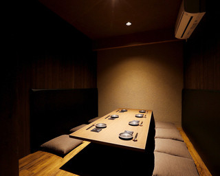 KAZUMA - VIP感覚の小上がりの掘りごたつ個室は女子会やコンパなどに♪