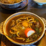 煮込みうどん かに屋 - 味噌煮込みうどん玉子入り