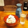 Mukai Sakenomise - おからサラダ、日本酒は作