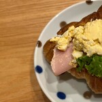 小麦工房パナシェ - 料理写真:クロワッサンのタマゴサンド　左