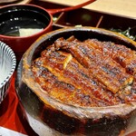 あつた蓬莱軒 - ちょっとサクサクした食感