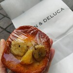 DEAN & DELUCA  - 