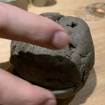 bb9 - キャビアの薪焼き　丹波篠山の市野雅彦さんの器にて