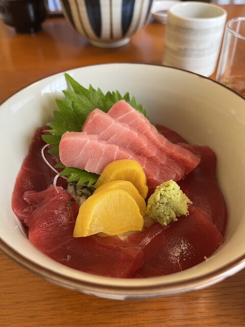 三崎鮪と旬の魚 わたつみ 地魚 日本酒>