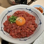 牛刺しと焼肉 仔虎 - 