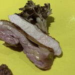 bb9 - 天城の軍鶏のももとむね　原木舞茸 ずりとハツをたたいたソース