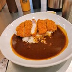 正義のトンカツとカレー - カツカレー普通盛り、1,100円