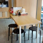 日本酒と天ぷら 大阪大衆割烹へそ - 1F店内席〈喫煙〉