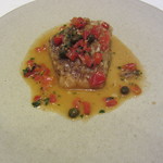 ア・ニュ ルトゥルヴェ・ヴー - カスベのムニエル ケッパーのアクセント