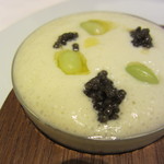 ア・ニュ ルトゥルヴェ・ヴー - 枝豆のムース キャビア添え