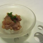 ア・ニュ ルトゥルヴェ・ヴー - カツオのタルタル