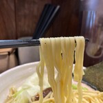Mumei - 平打ち麺。