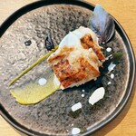 MAISON INCO - チキングリル　和歌山柿のペースト、レモングラスソース