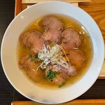 豚骨清湯・自家製麺 かつら - 叉焼麺