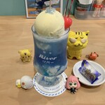 喫茶 リバー - 成層圏クリームソーダ　800円(税込)