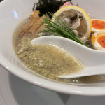 酒肴場 屯 - 牡蠣ペーストの濃厚な旨み