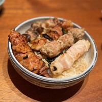 伊勢廣 京橋本店 - 5本丼