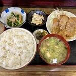 吉田屋 - バランス定食（大）　750円