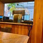 茄子おやじ - 店内はレコードが流れてます