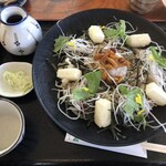 そば処みよし - 大本命！冷たい揚げ餅蕎麦。