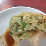 杭州飯店 - キャベツとニラがメイン