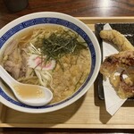 拉麺 たき - げそ天鶏中華 1000円
