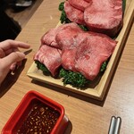 焼肉一心たん助 旦 - 