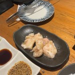 あか牛焼肉専門 和牛一頭流 肉萬 - 