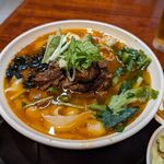 Chabon Tafukurou - 薬膳牛バラ角煮刀削麺