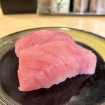 駿河湾朝獲れ回転寿司のぶちゃん - ・本まぐろ 中トロ 2貫 580円