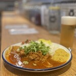 間借りカレー tasty - ビールとパクチートッピング