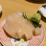 Sake Ginshari Odashi Yachiyo - ホタテの刺身